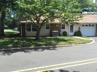 496D Thornbury Ct, Lakewood, NJ