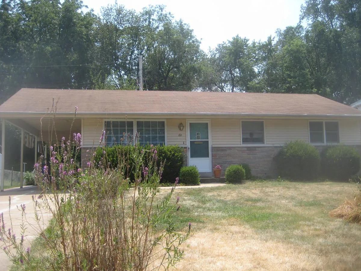 60 Calbreath Ct photo 1