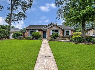 10019 Windriver Dr, Houston, TX 77070