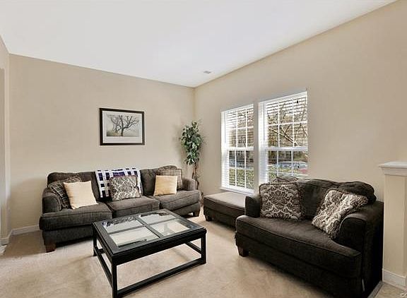 3rd image of 2802 Queensland Dr Unit 2802