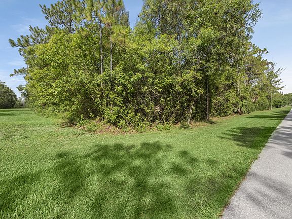 4th image of Aka Deer Creek Drive
