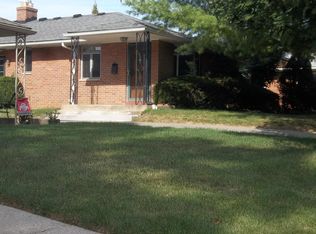 702 Fairlawn Dr, Columbus, OH 43214