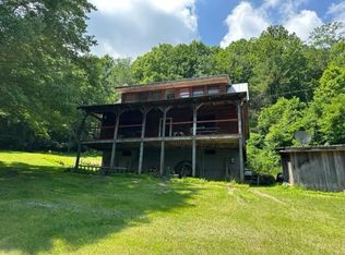 2554 Hines Branch Rd, Elk Creek, VA 24326