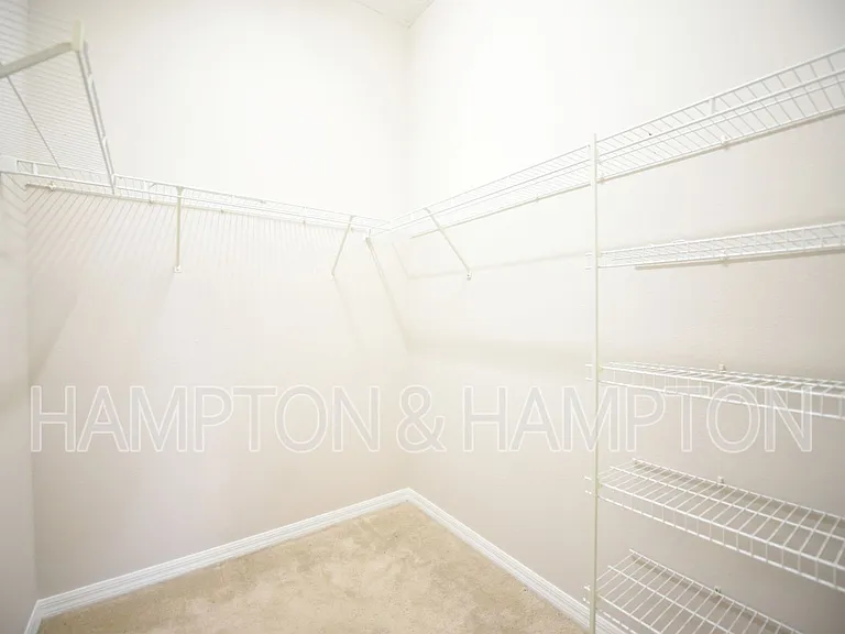 2809 Eagle Claw Ct — Photo 12