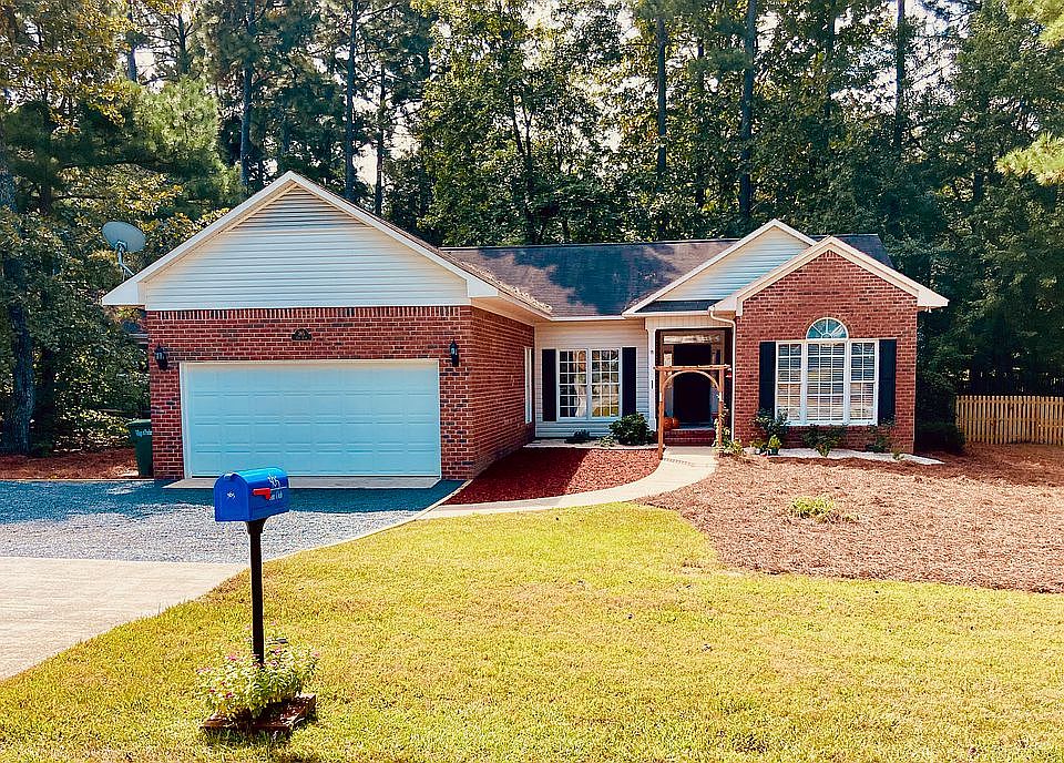 365 Gun Club, Pinehurst
