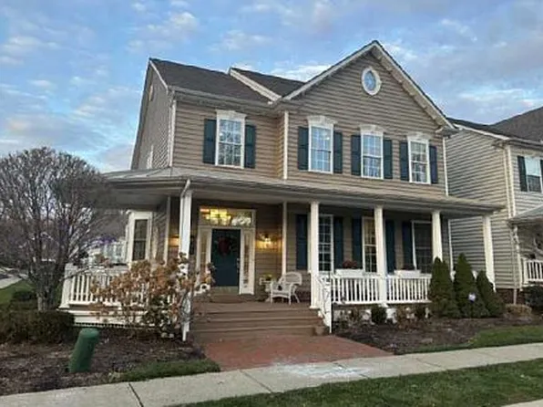 430 Chapel Harbor Dr, Pittsburgh, PA 15238