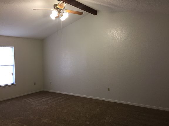 4th image of 1803 Mona Dr #B