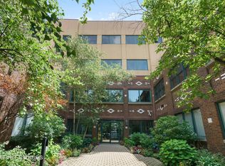 2533 N Ashland Ave APT 3C, Chicago, IL 60614