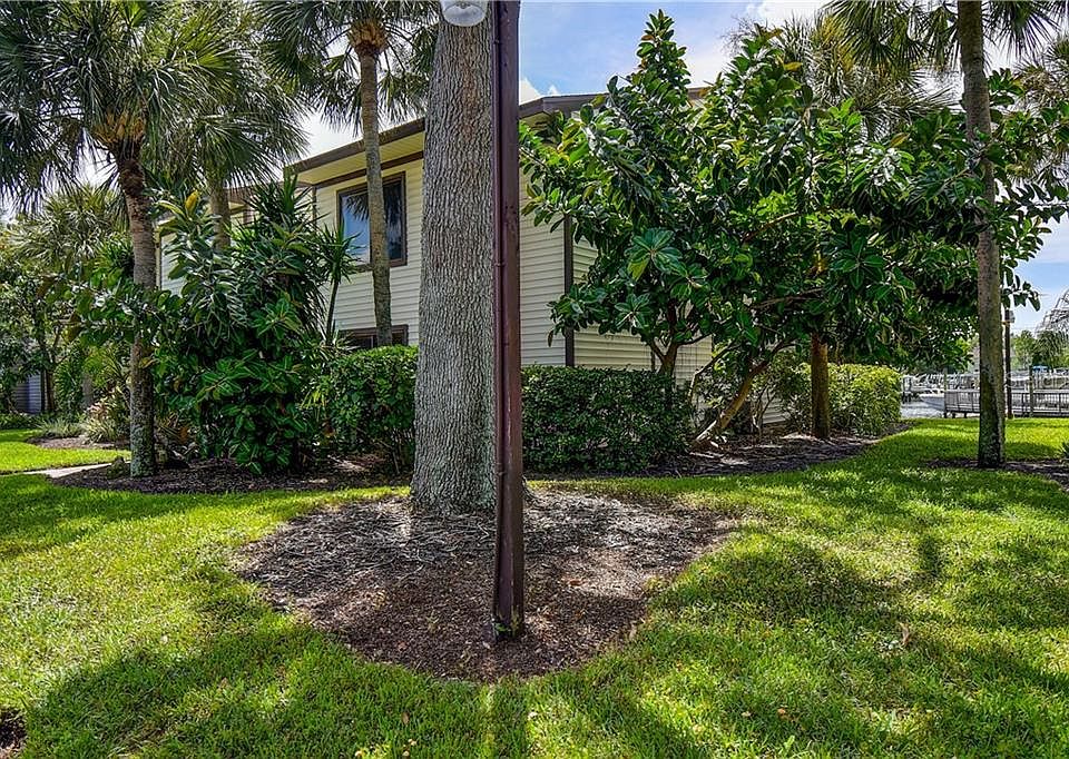 1st image of 366 Moorings Cove Dr