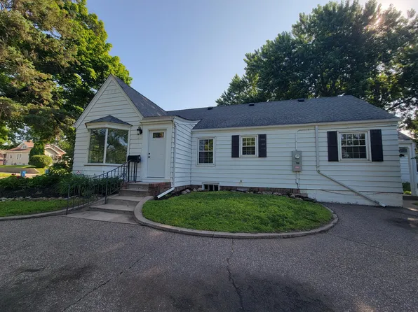 4240 Lake Road Ave, Minneapolis, MN 55422