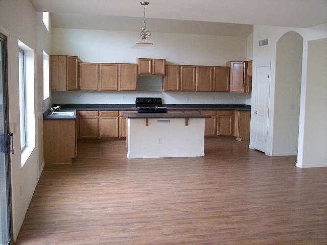 1st image of 8417 W Pioneer St