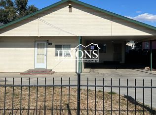 309 N Harding Ave, Wapato, WA 98951