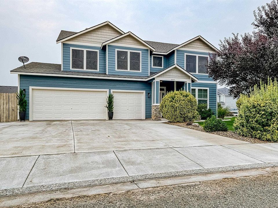 1st image of 4807 Lucena Dr