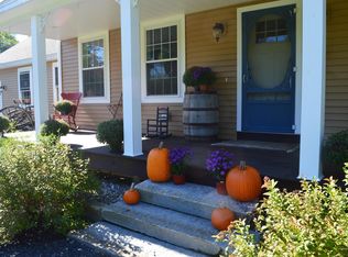 442 Boundary Rd, Steep Falls, ME 04085