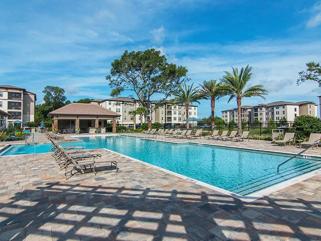 Building Photo - The Oasis at Lake Bennet