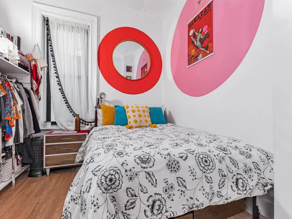 164 Prospect Park West image 11 of 16