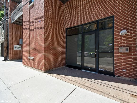 2nd image of 1926 N Lincoln Park W APT 5A