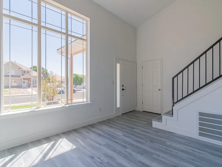 2510 S 450 West Cir — Photo 11