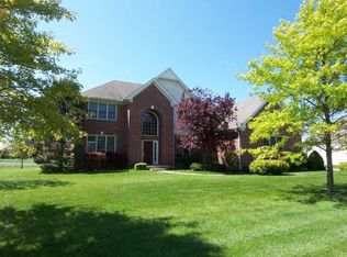 444 Twin Oaks Dr, Carmel, IN 46032