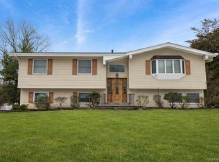6 Hannah Lane, Valley Cottage, NY 10989
