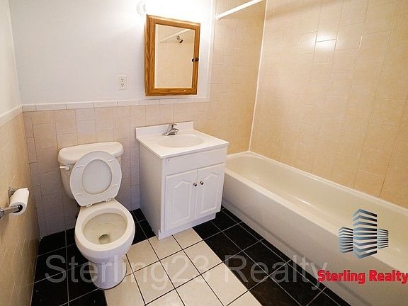 5th image of 27-16 12th St #A2