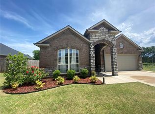 512 Rustic Creek Ln, Cave Springs, AR 72718