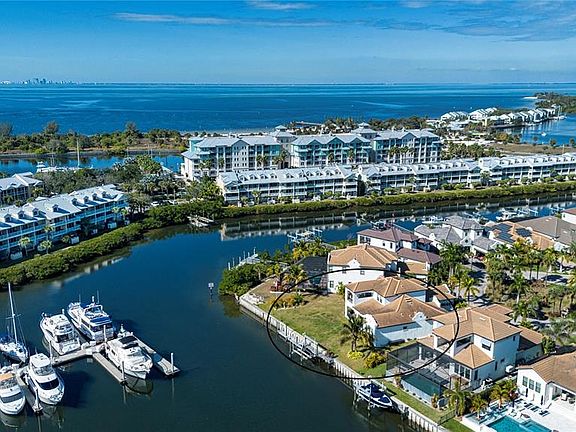 5th image of 3036 Christophers Watch Ln