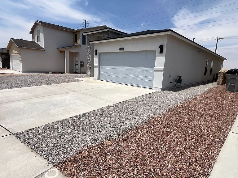 14545 Mariam Hanna St — Photo 2