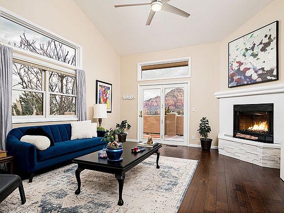 5th image of 265 Rockridge Dr