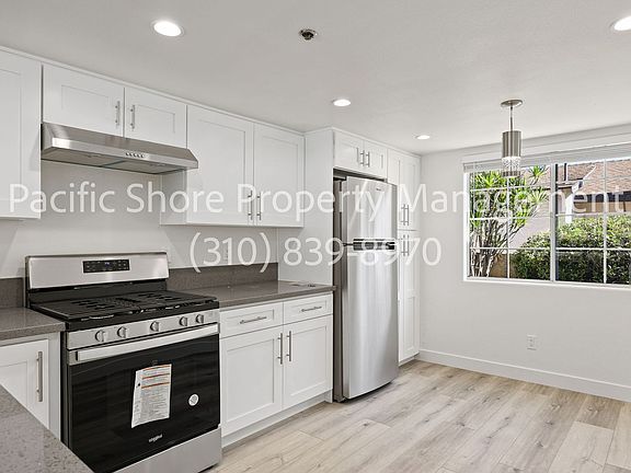 5th image of 3353 Montrose Ave APT 1