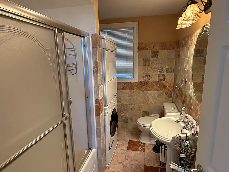 132 Elton St #3 — Photo 8