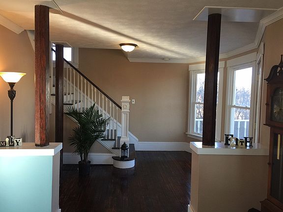 4th image of 1101 Poplar Ave