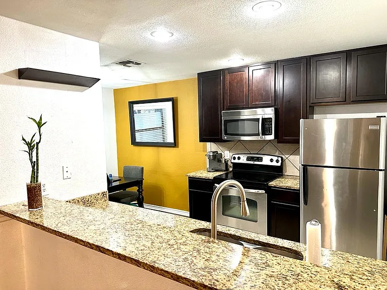 6700 Cooper Ln — Photo 3