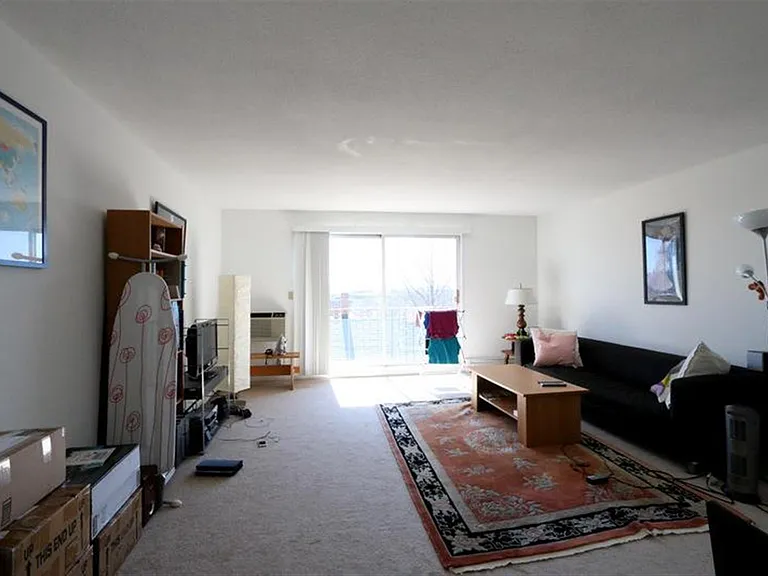 31 Belmont St #1 — Photo 1