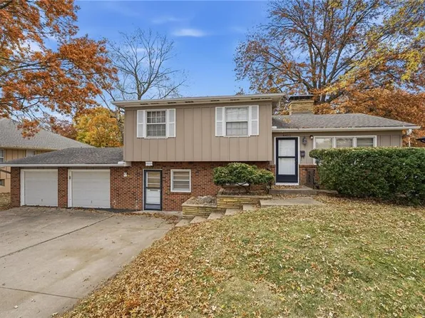 4411 Sterling Ave, Kansas City, MO 64133
