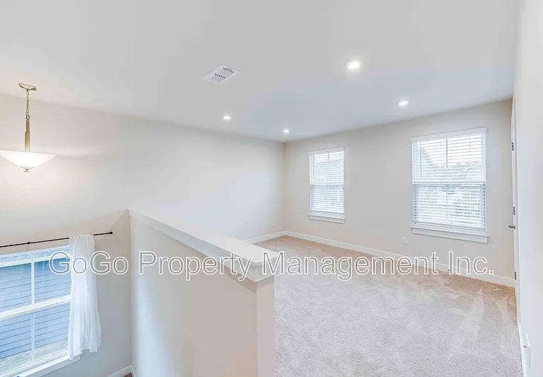 317 Wyandot Way — Photo 9