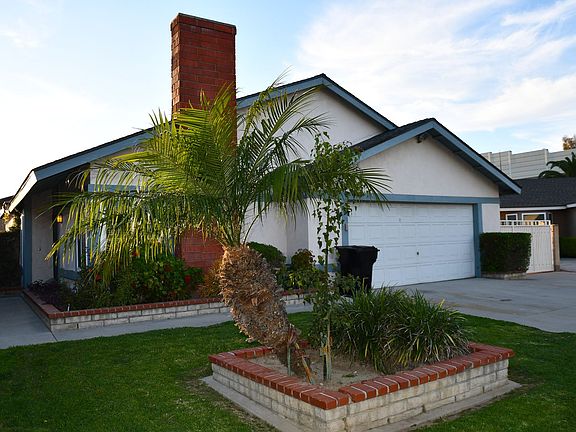 2nd image of 1271 N Mosswood Dr