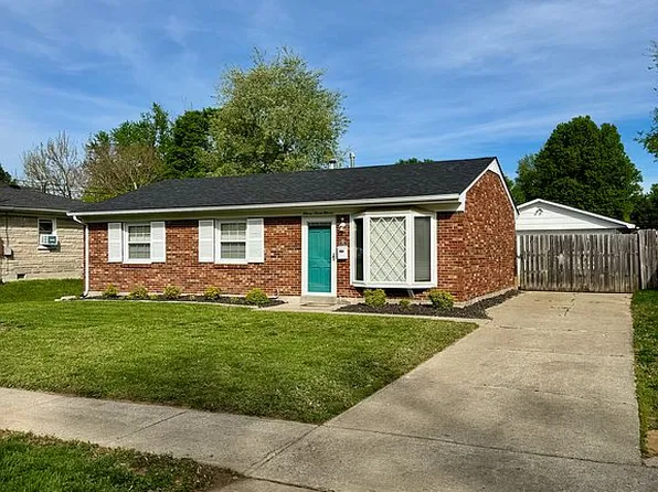 11711 Mahogany Dr, Louisville, KY 40272