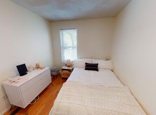 52 Brooks St #1R, Boston, MA 02128