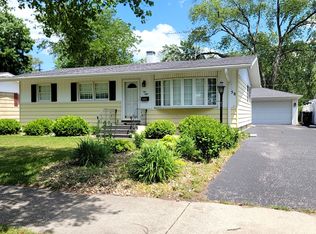 58 Arrowhead Dr, Thornton, IL