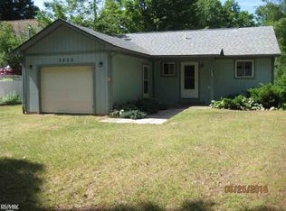 3232 Appletree Rd, Farwell, MI 48622