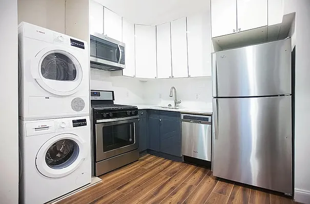 Rented by Bohemia Realty Group | media 4