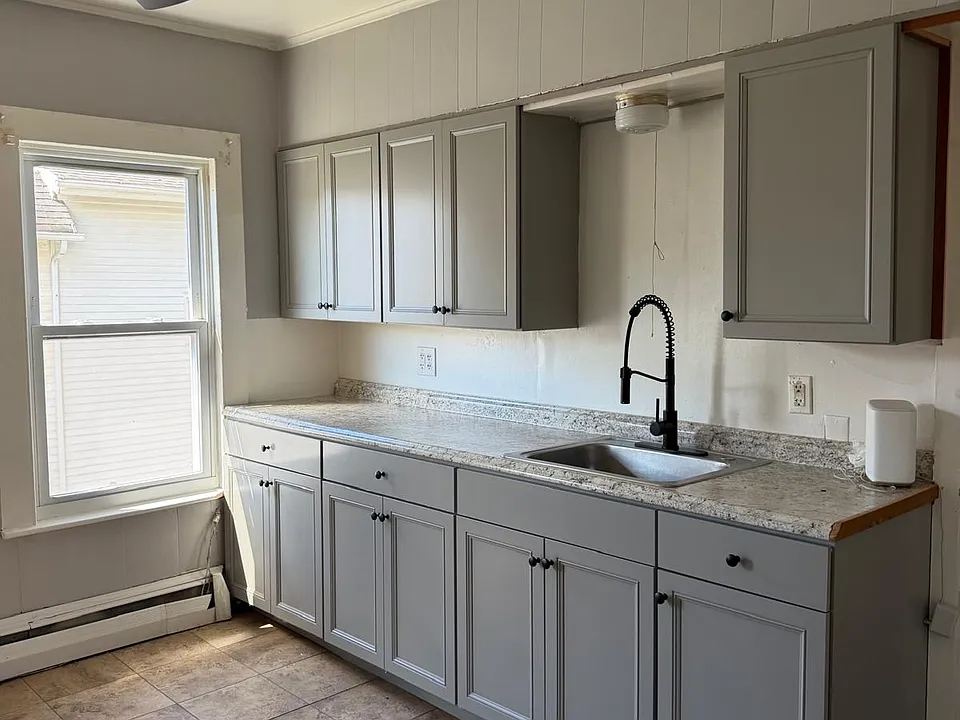 25-27 Clover St #2