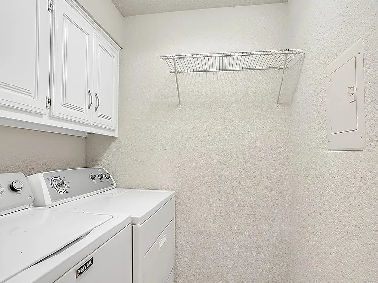 255 E Beaver Ave #611 — Photo 6