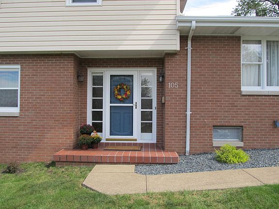2nd image of 105 Debbie Ln