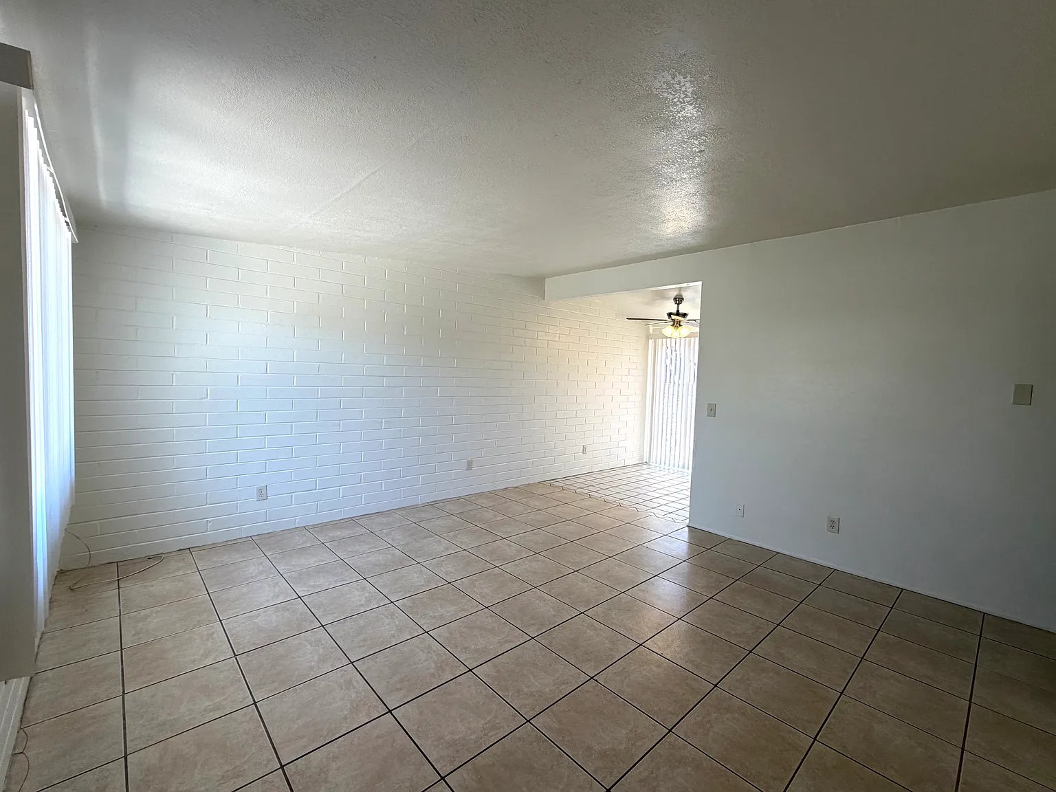 2 bed, 850 sqft, $925 — Photo 3