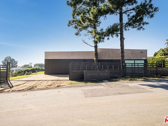 2nd image of 5649 Calpine Dr