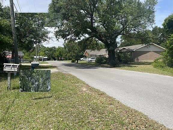 4th image of 111 N Lang Ave