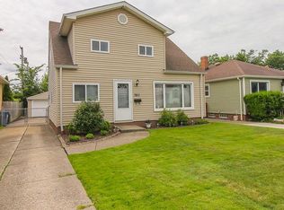 7811 Newport Ave, Parma, OH