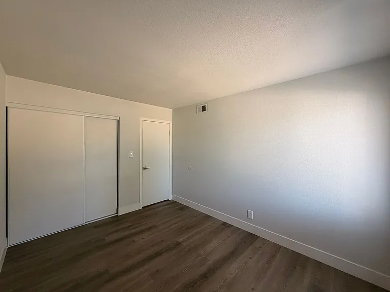 278 El Portal Way — Photo 13